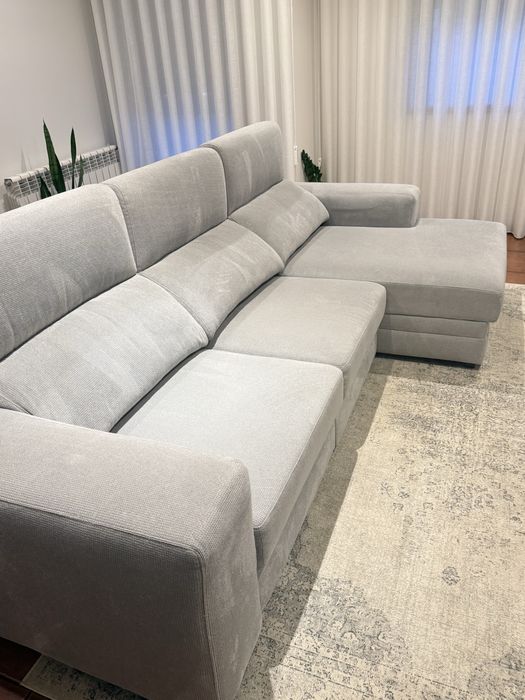 Sofá chaise-longue cinza KEEN