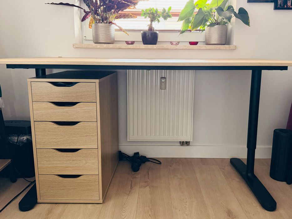 Biurko regulowane 160x80 IKEA
