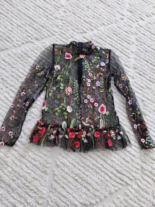 Вишита блуза на сіточці xs-s розмір