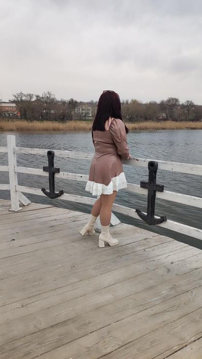 Сукня шкіряна 48 розмір