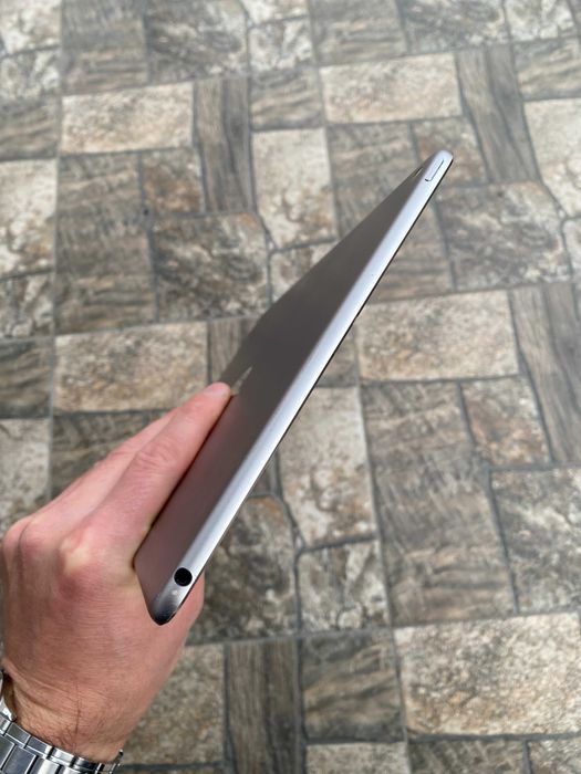 iPad Air 2 64 GB Wi-Fi магазин гарантія АКБ 72%