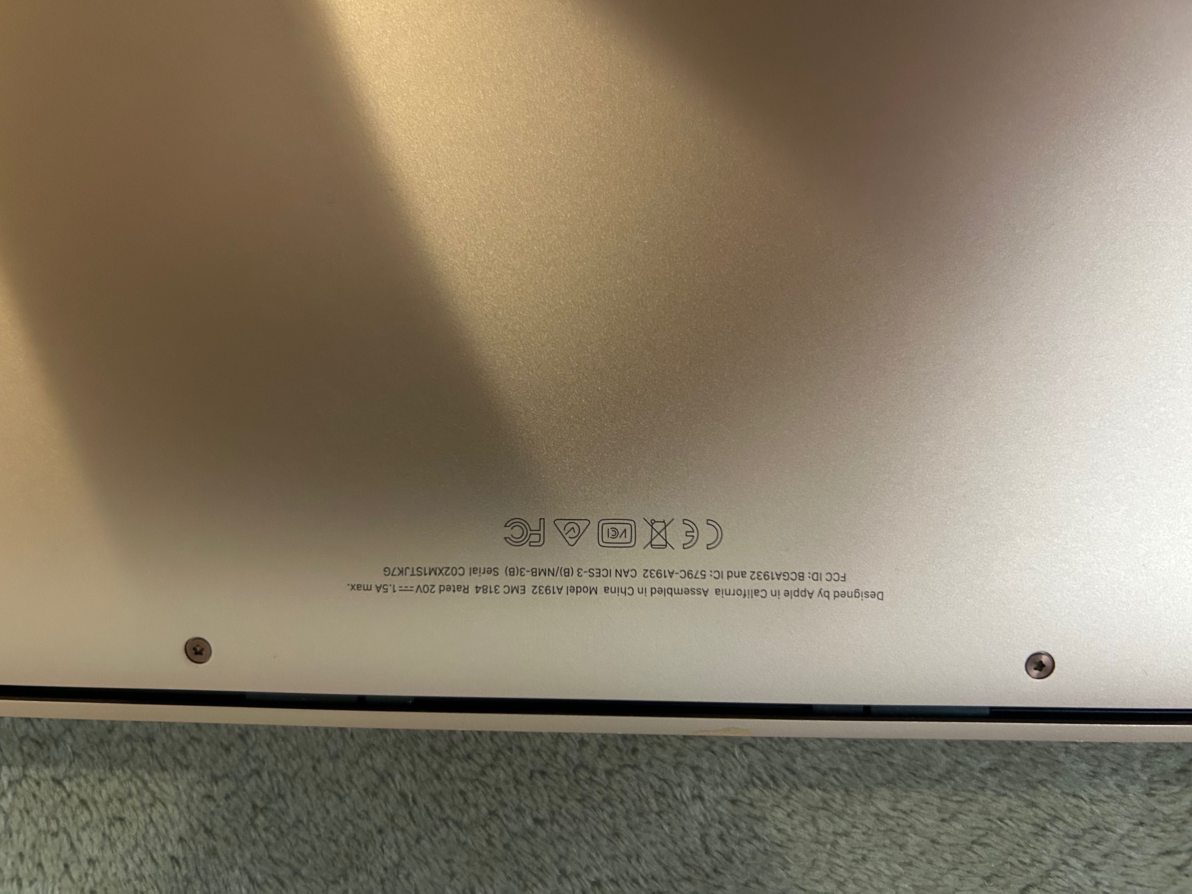 MacBook Air 13” Gold – jak nowy!