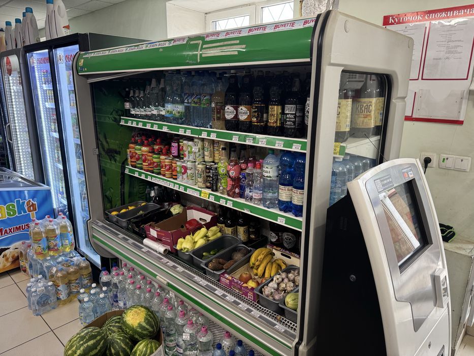 Холодильник Хо ширина - 205см Висота 200см Глибина -90см