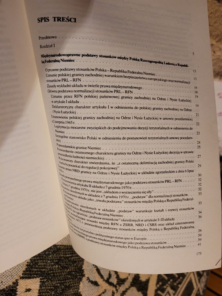 Układ Polska-RFN z grudnia 1970r,a proces normalizacji 1985 Interpress