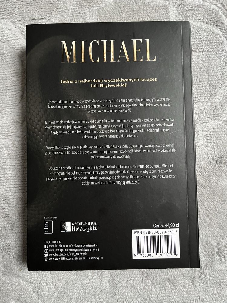 Julia Brylewska ,,Michael”