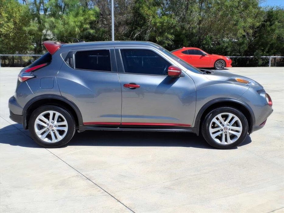 Nissan Juke SL      2015