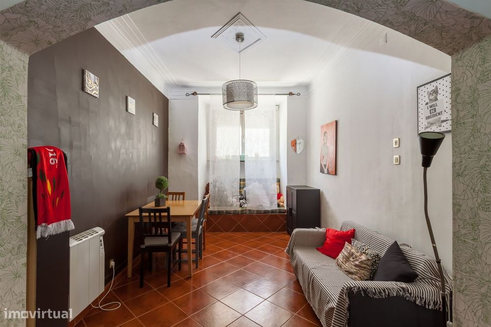 Apartamento T1 com Pátio Privativo – São Domingos de Benfica, Lisboa