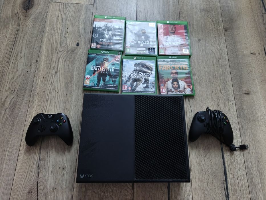 Xbox one dwa pady + 6 gier