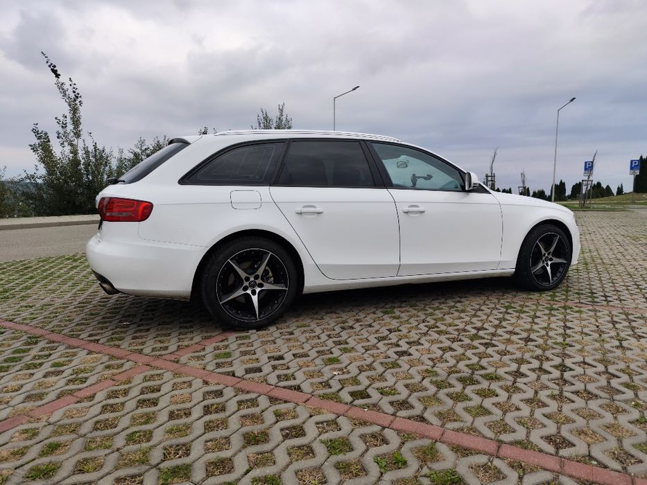 Audi a4 b8 2.0T 180km bezź wady olejowej ! Czytaj opis