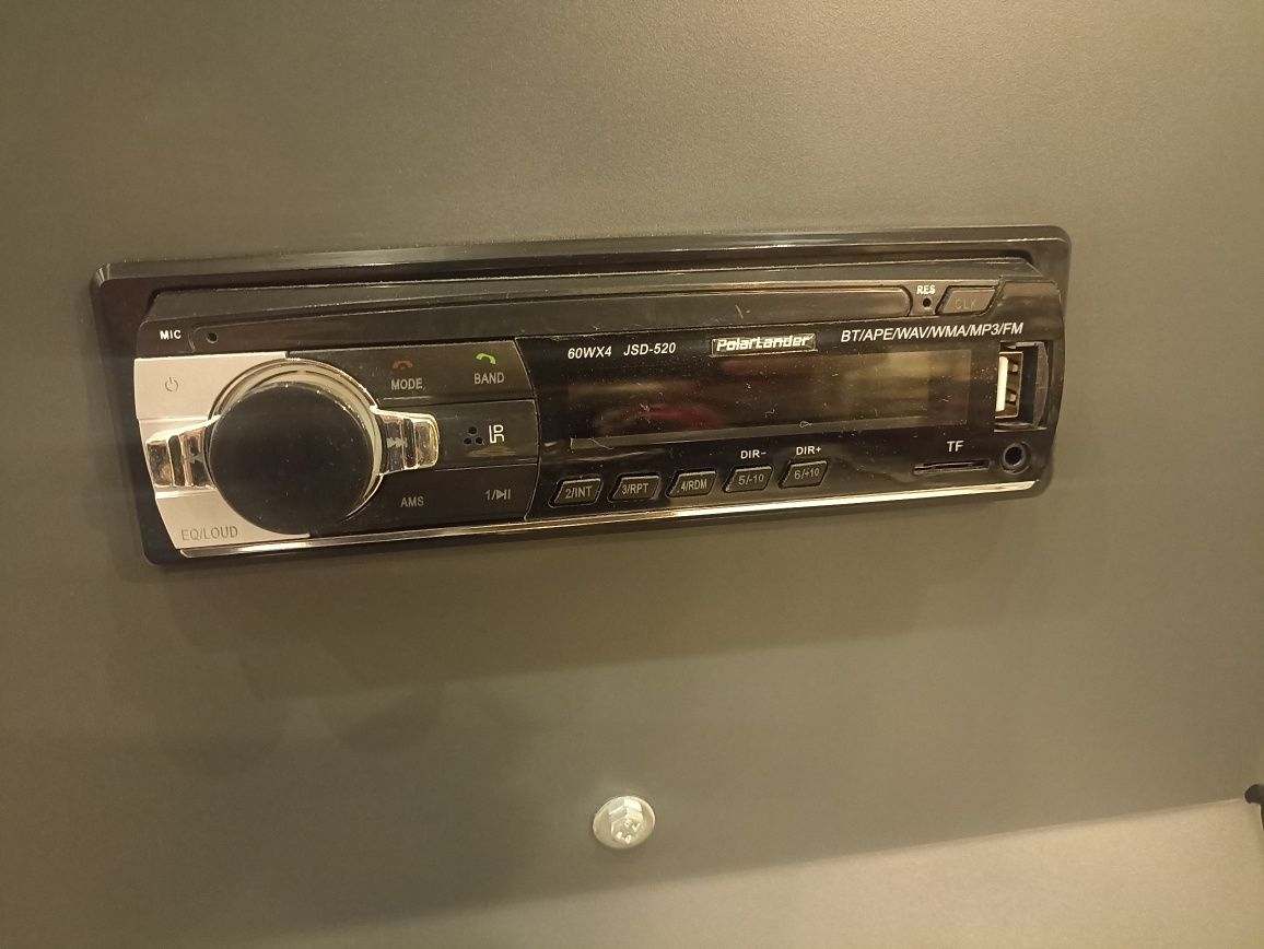 Rádio automobilia