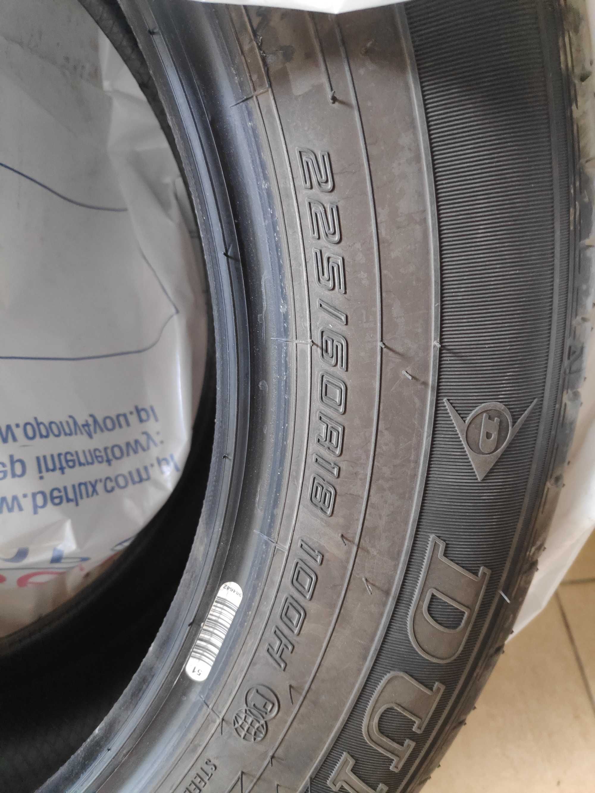 Opony letnie 225/60/R18 Dunlop Grandtrek  - komplet 4 sztuki