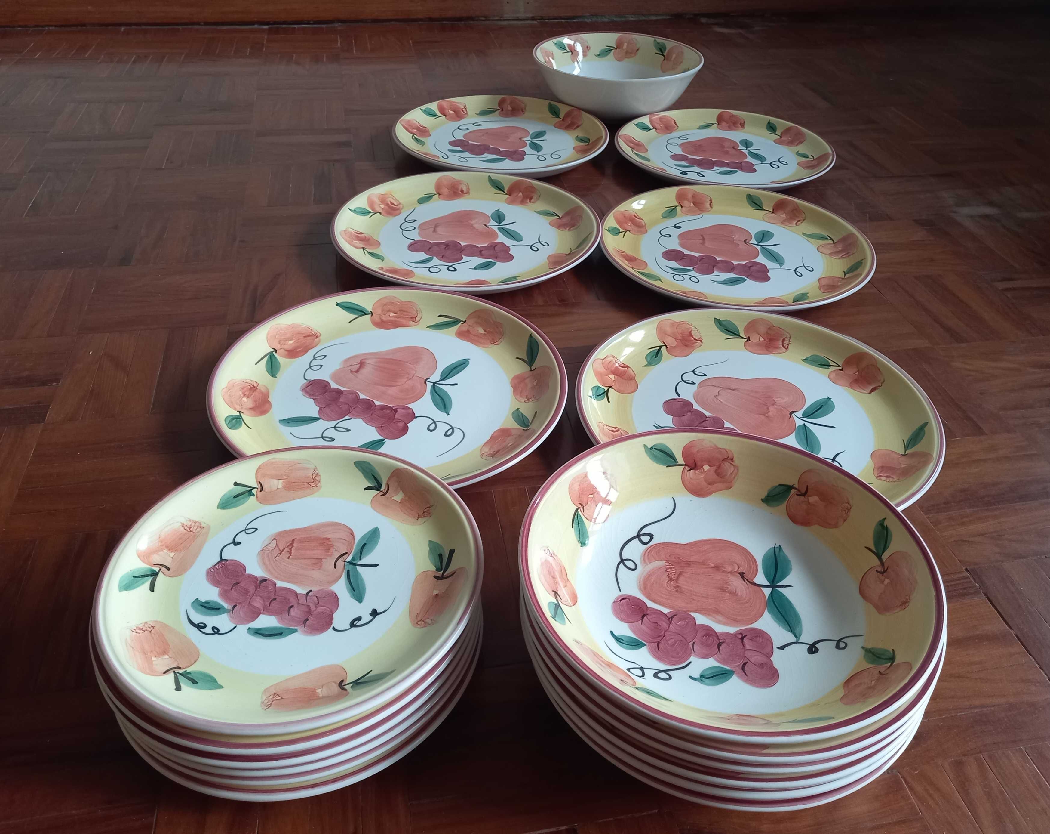 Conjunto de loiça, serviço de cozinha, pratos pintados 19 peças - NOVO