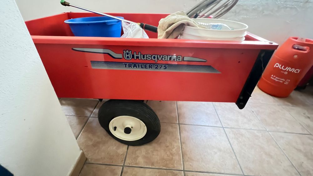 Reboque Husqvarna Trailer  275
