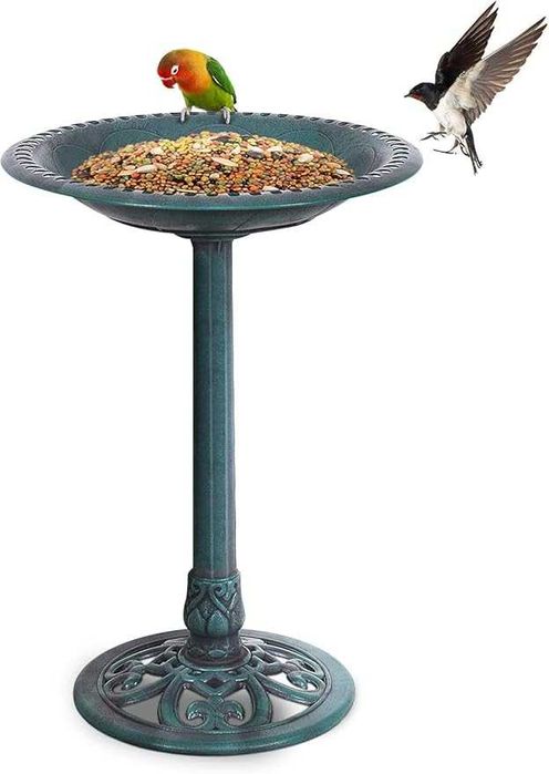 Stojąca Kąpiel dla Ptaków, Karmnik dla Ptaków