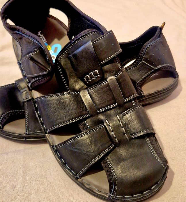 Sandalias Novas na caixa Pele fabrico em Portugal 
N 45