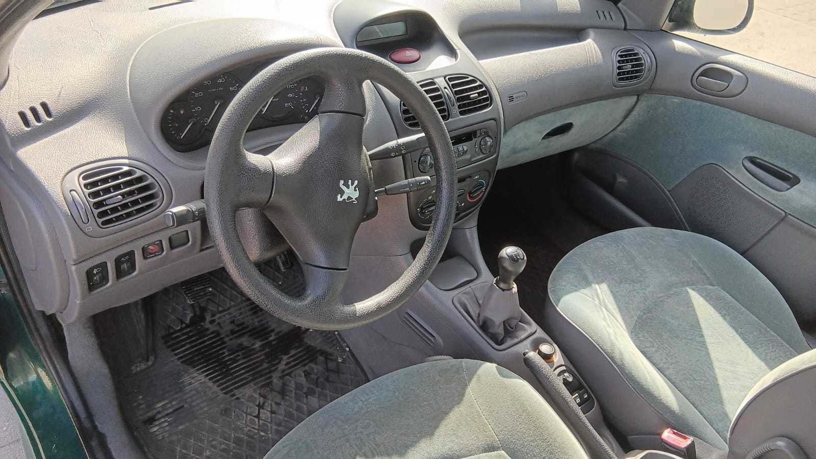 Peugeot 206 Niski Przebieg