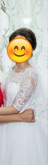 Свадебное платье очень красивое