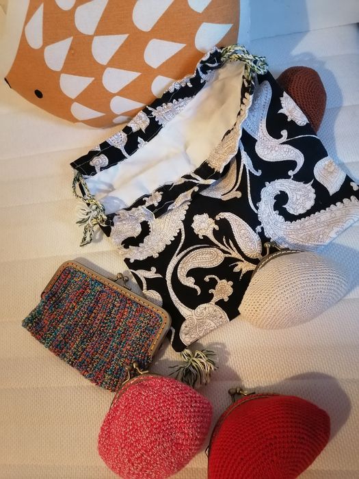 Carteiras em crochet