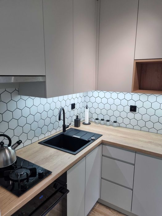 Nowoczesna Kawalerka Mieszkanie 27m2 , 5 min do stacji Metra Bródno