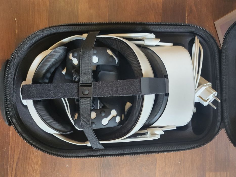 Окуляри віртуальної реальності Oculus Quest 2 256 Gb