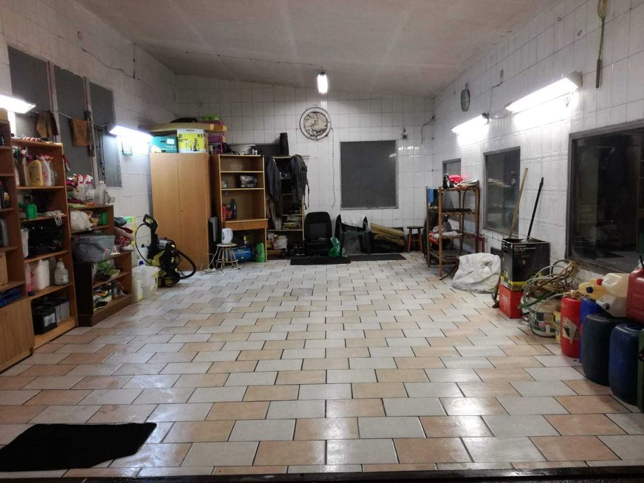 Wynajmę garaż na magazyn, lakiernie lub czyszczenie i polerowanie aut