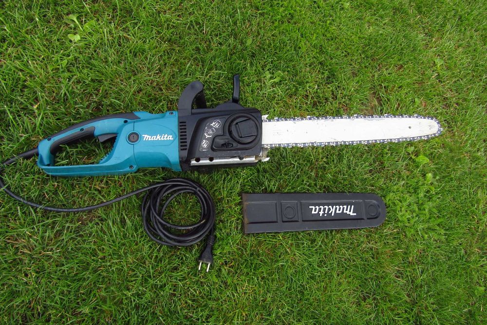 Makita UC4551A Elektryczna pilarka łańcuchowa 2000W