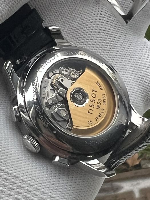 Швейцарський годинник Tissot