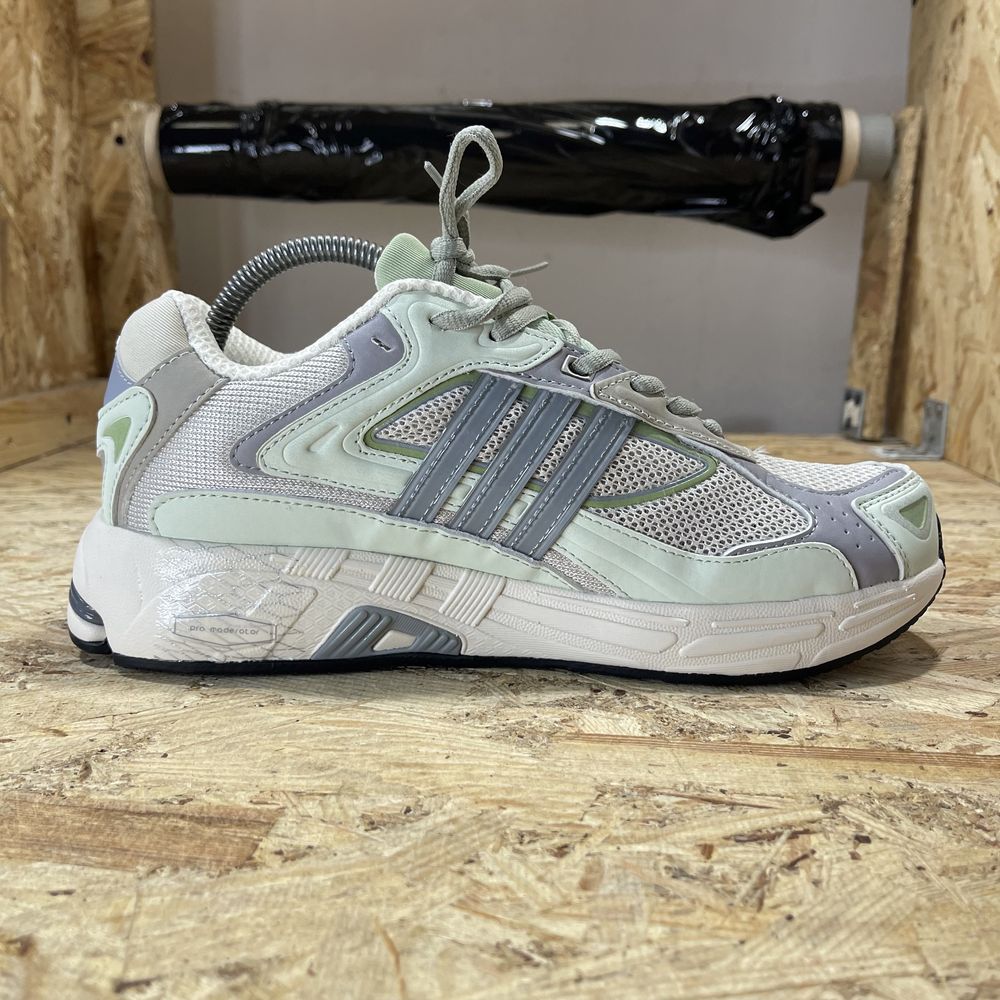 Чоловічі кросівки Adidas Response CL Light Green