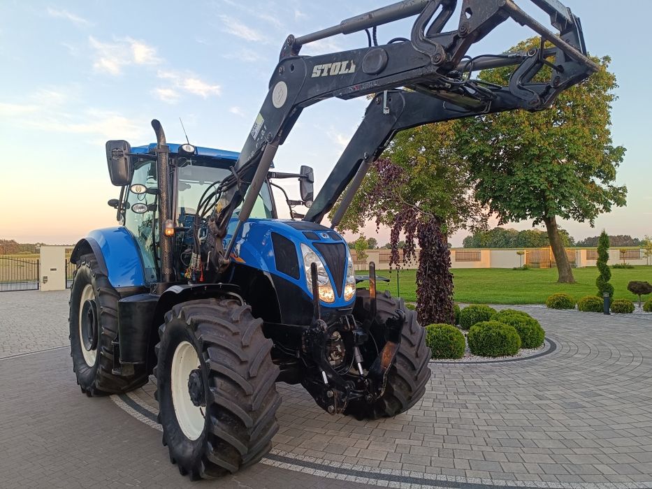 New Holland T 7 185,ładowacz Stoll przedni wom tuz