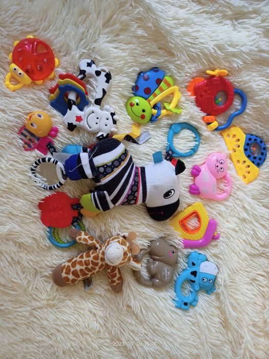 Набір іграшок, брязкальця, підвіска в каляску