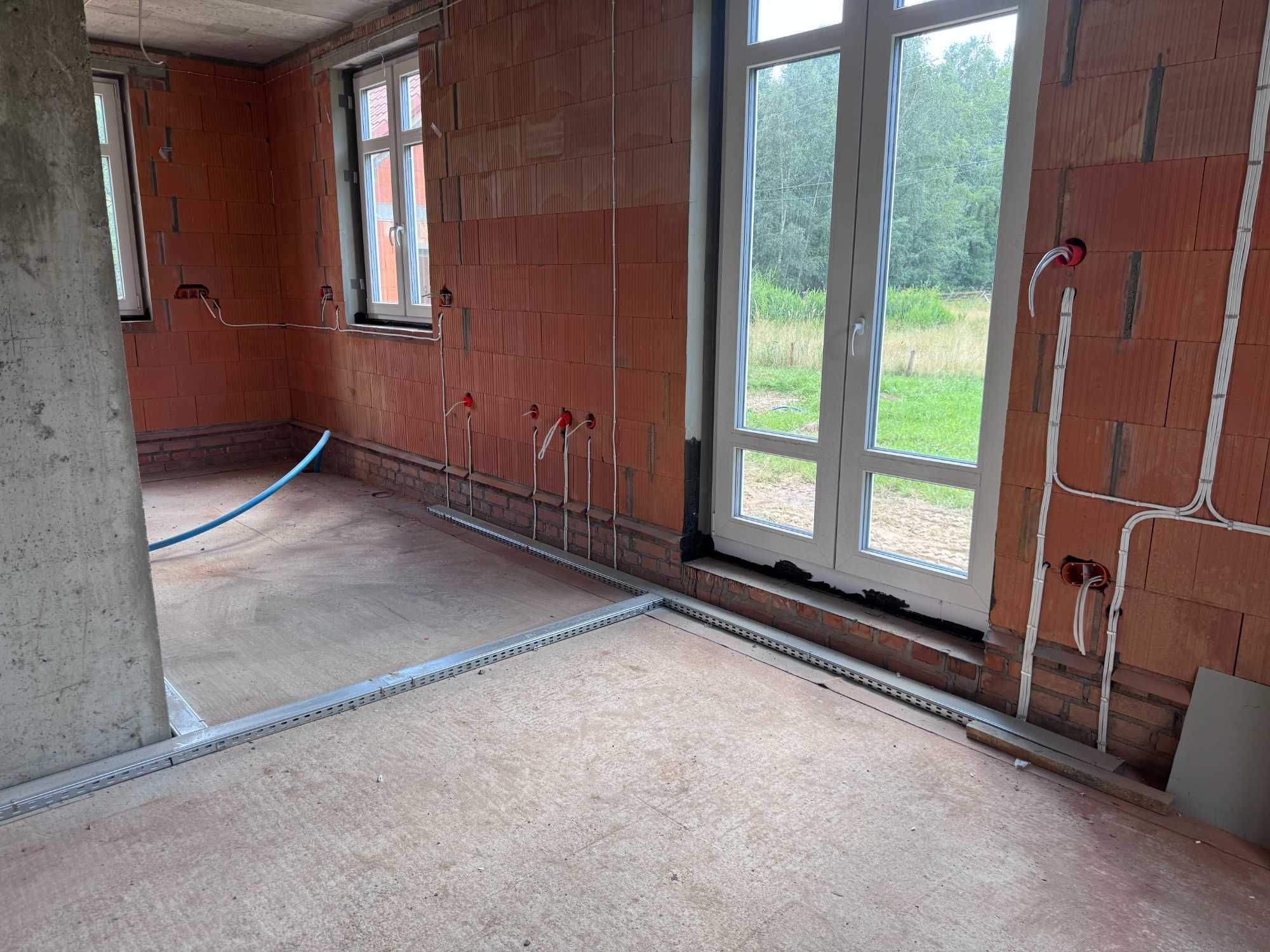 Elektryk, Instalacje elektryczne