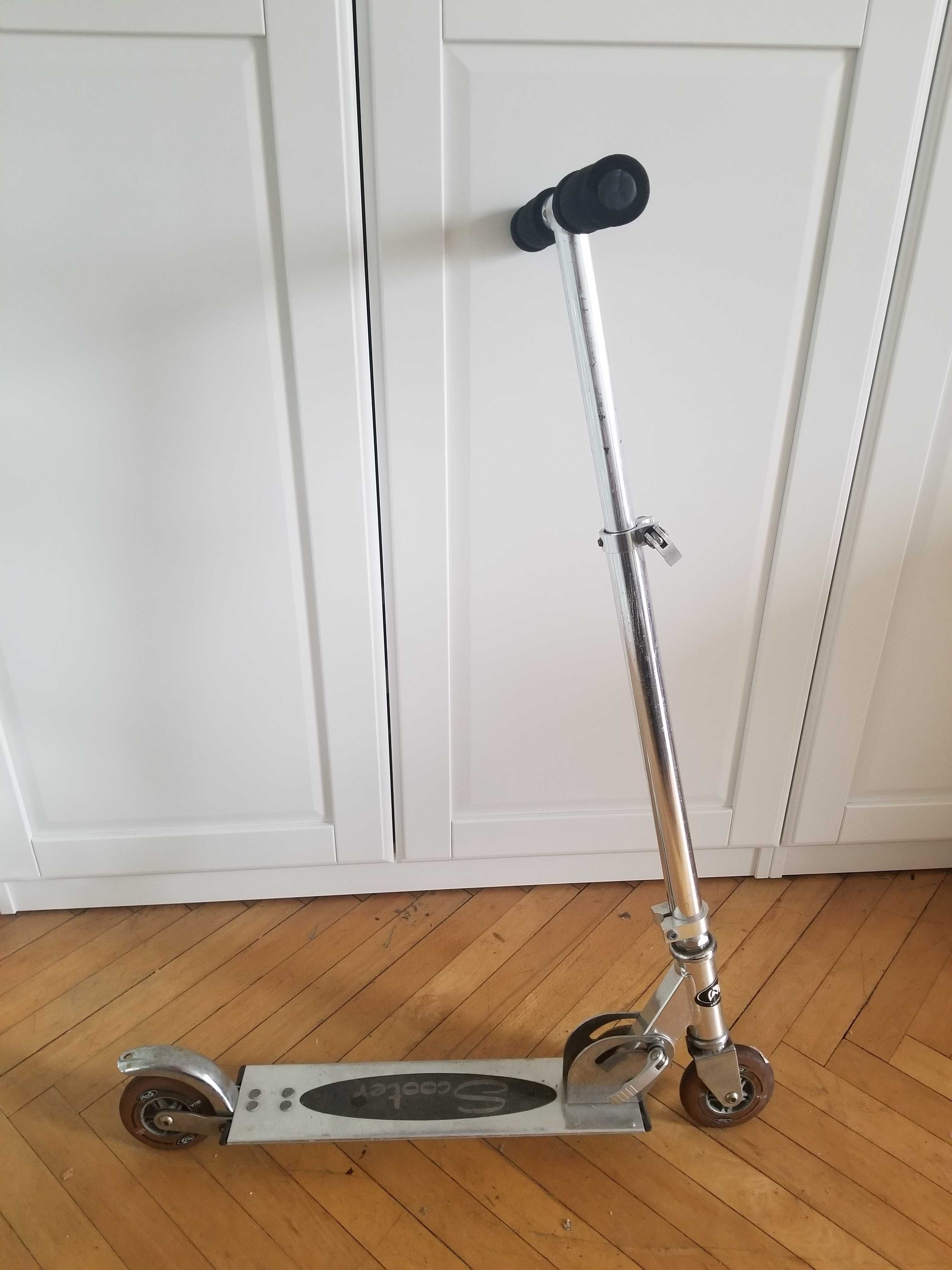 Sprzedam hulajnogę Scooter