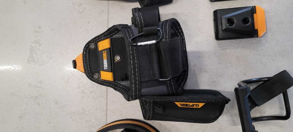 zestaw pas narzędziowy ToughBuilt TB-CT-42 + sakwy + petla na młotek