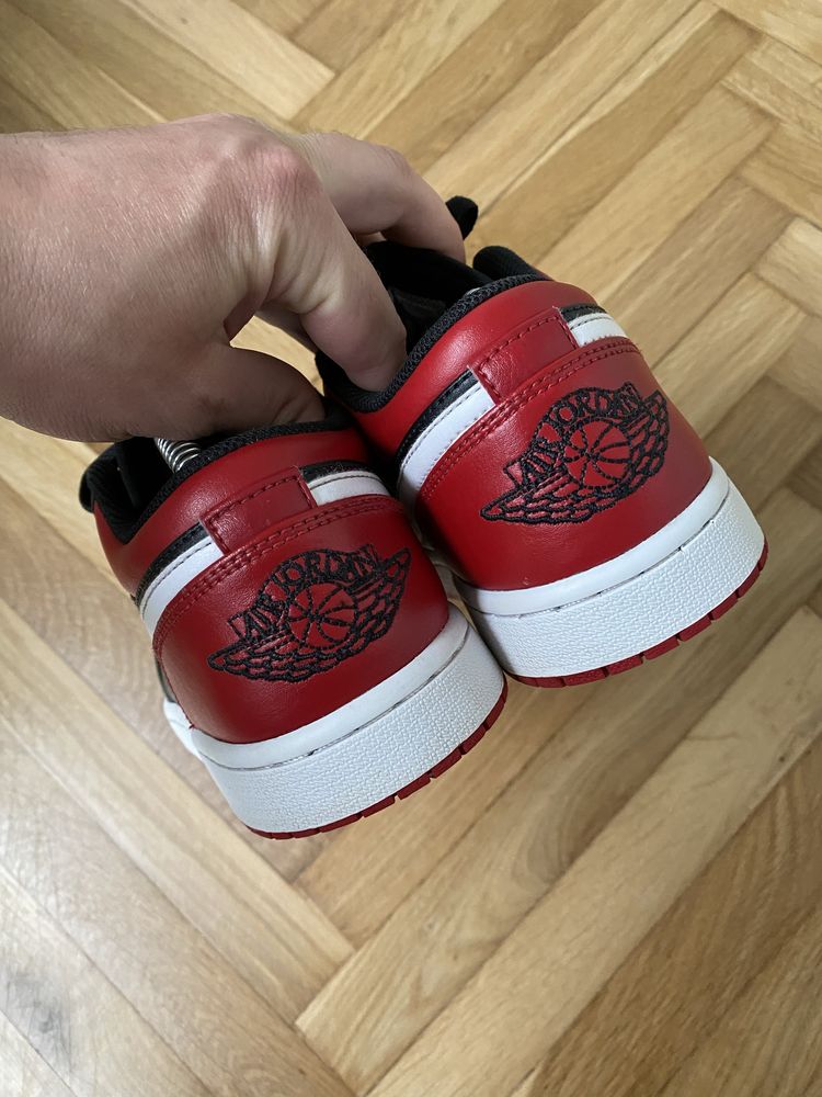 Męskie buty Air Jordan 1 Low rozmiar 40.5