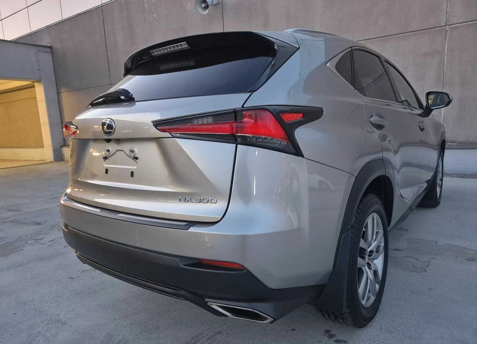 Lexus NX 300 Elegance Optimum AWD 2019 2.0