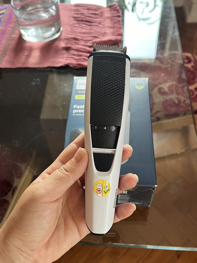 Aparador Philips series 3000