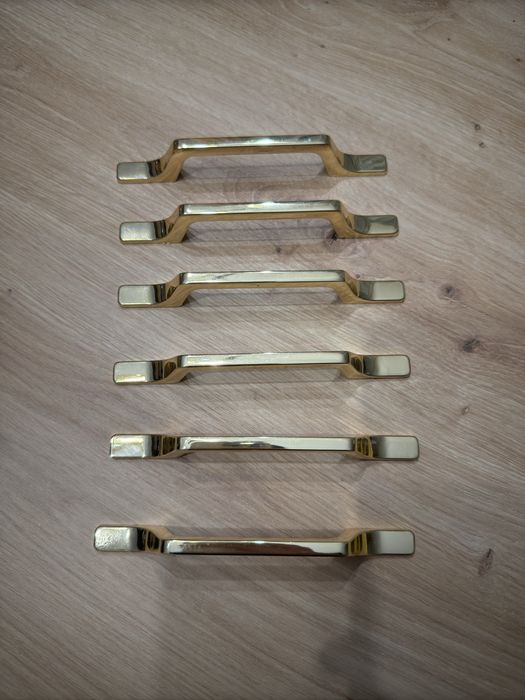 Uchwyt meblowy metalowy złoty połysk, rozstaw 96