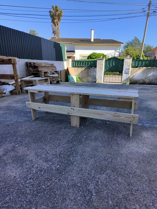 Mesa jardim  - rústico, estilo, perfeito para sua casa.