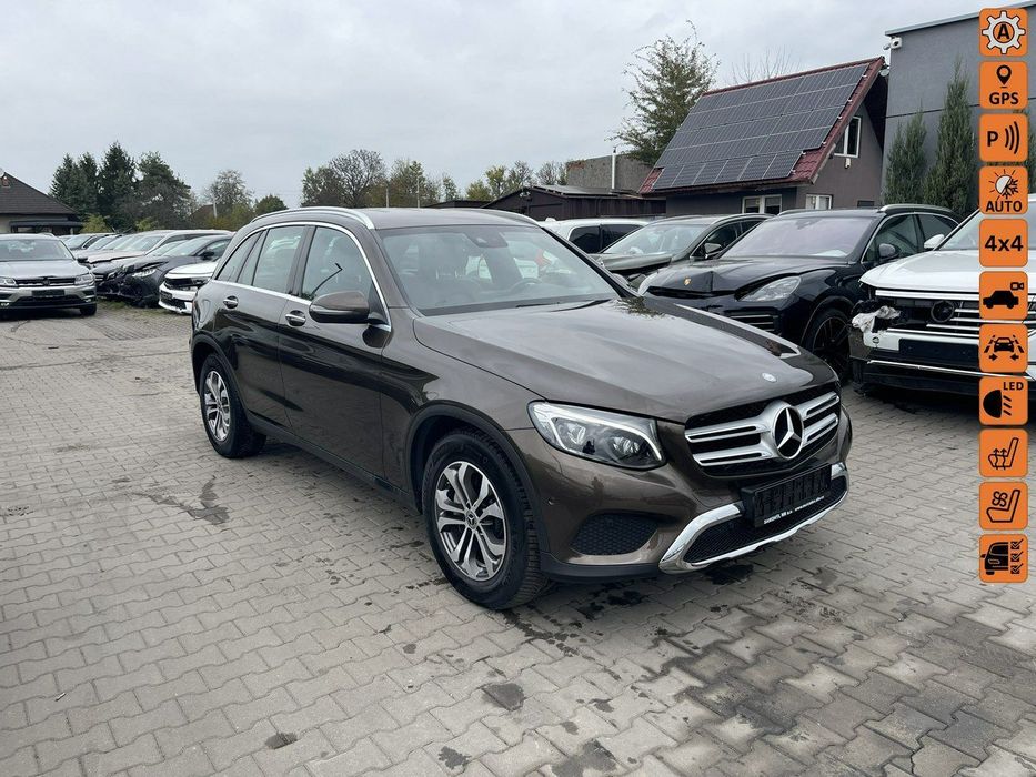 Mercedes-Benz GLC 4Matic Automat Skóra Podgrzewanie 258KM