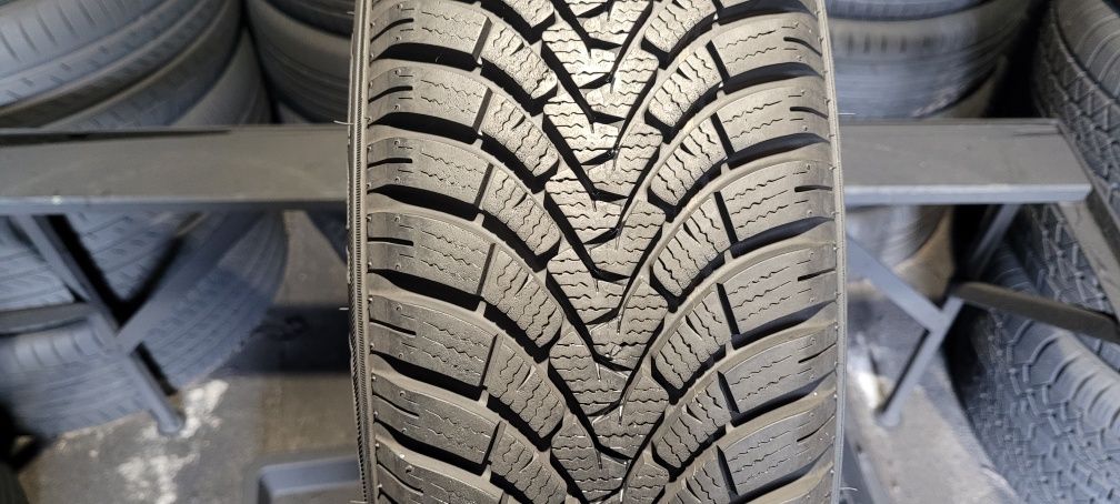 185/65r15 88T Falken Eurowinter HS01 z 2021r ładna.