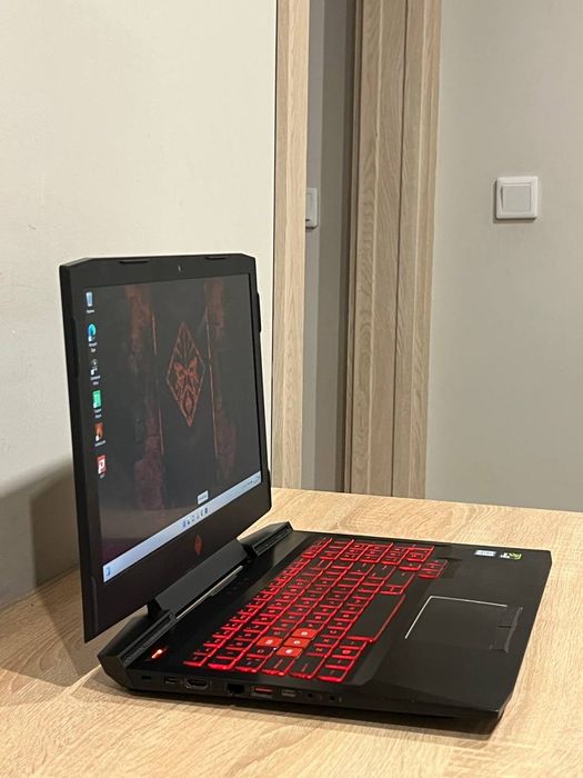 Hp Omen 15 GTX 1050(4GB) | i5-7300HQ | 256 GB SSD | 8 GB RAM | Win 11
