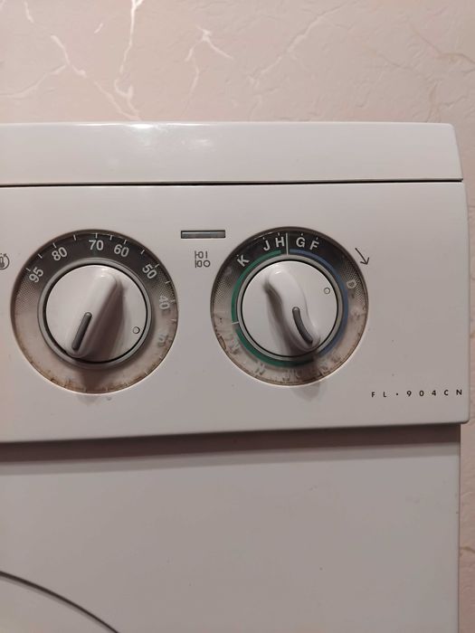Продам стиральную машинку