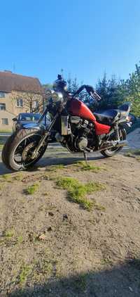 Honda vf 750 magna V4