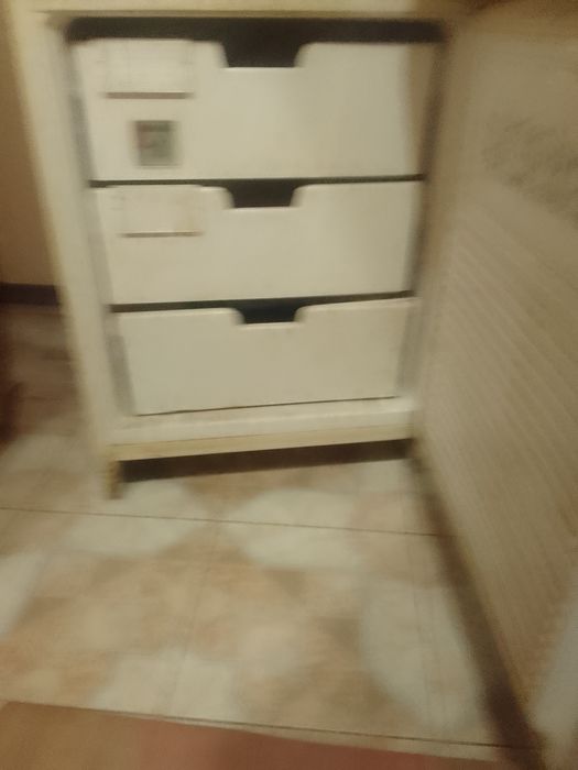 Продам холодильник Каликс