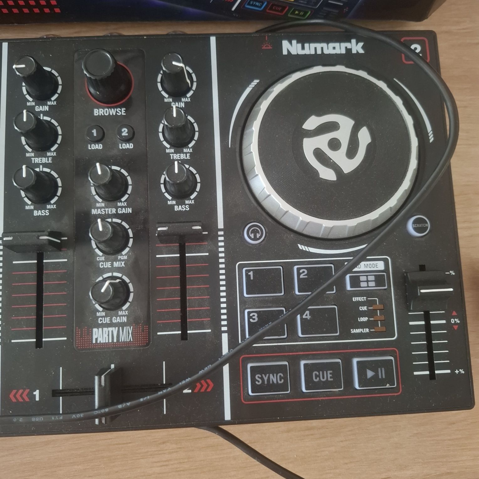 Numark Party mix