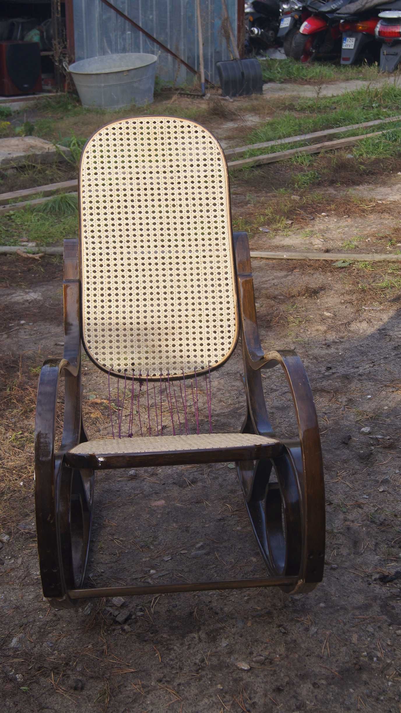 Fotel bujany ratan stary dobrze zachowany w oryginale Paged nowy 3tyś