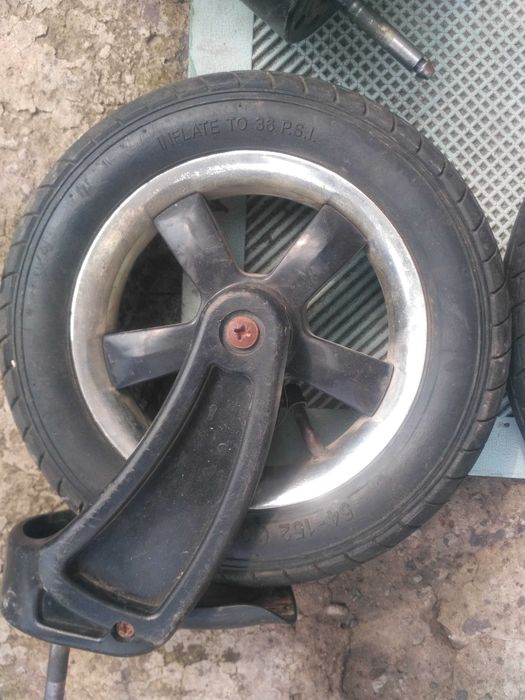 Продвм колеса до тачки