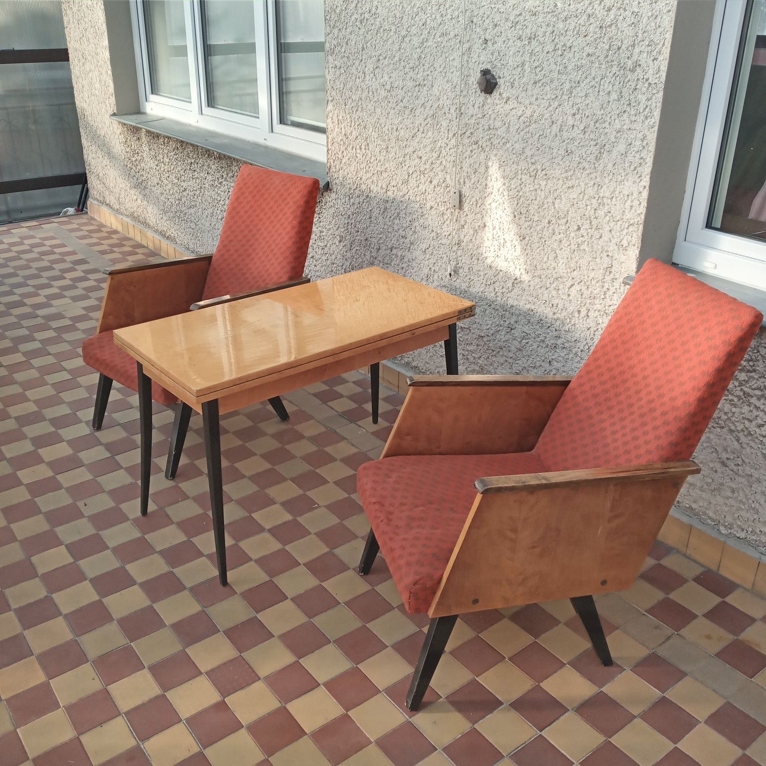 Komplet wypoczynkowy w stylu retro