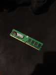 планка оперативной памяти DDR2 SDRAM. 
Тип памяти:
DDR2 SDRAM.
Объем: