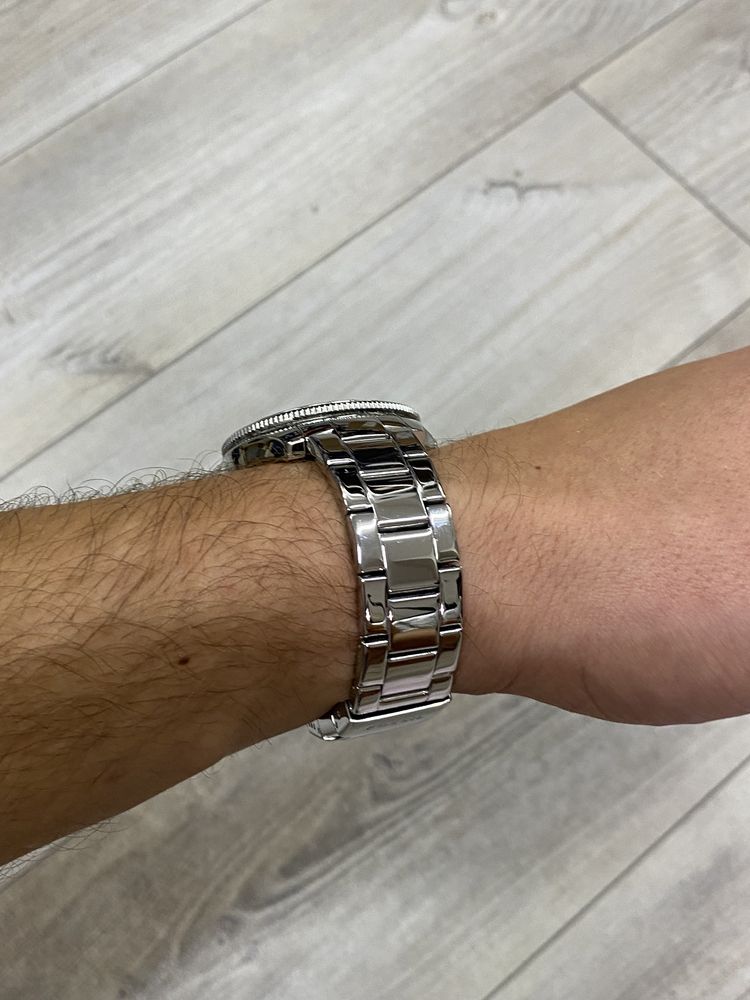 Zegarek damski Fossil AM4481 Srebrny cyrkonie zdobiony bransoleta